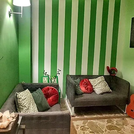 Driade H بيت شباب *